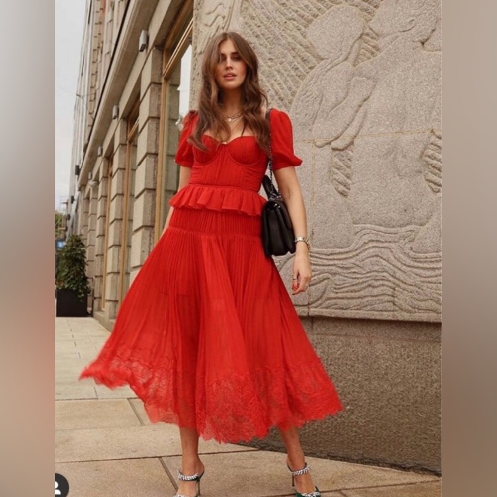 Gorgeous red cap sleeved Self-Portrait dress!